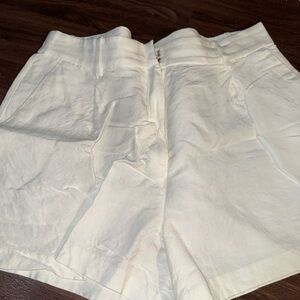 Women's linen white Shorts